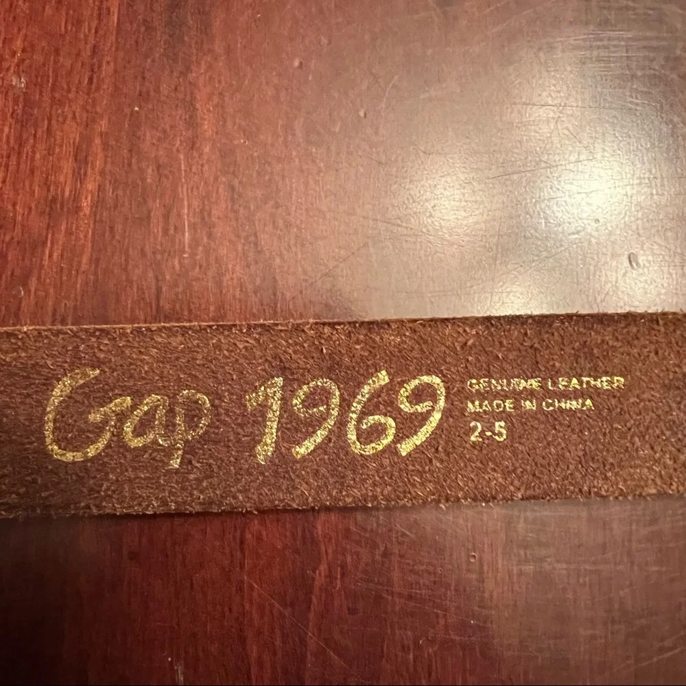 Gap leather belt brown with pink flowers